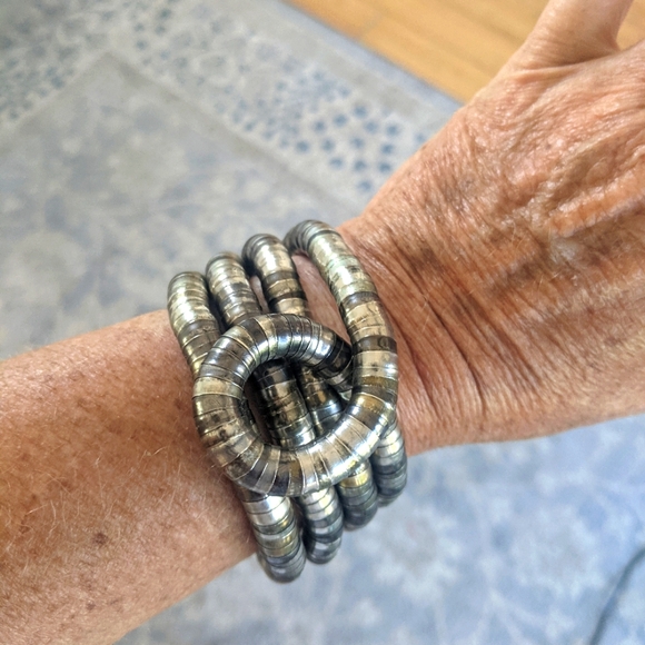 🎄5/$5 FRIDAY Vintage Sculpting necklace/bracelet - Picture 7 of 8